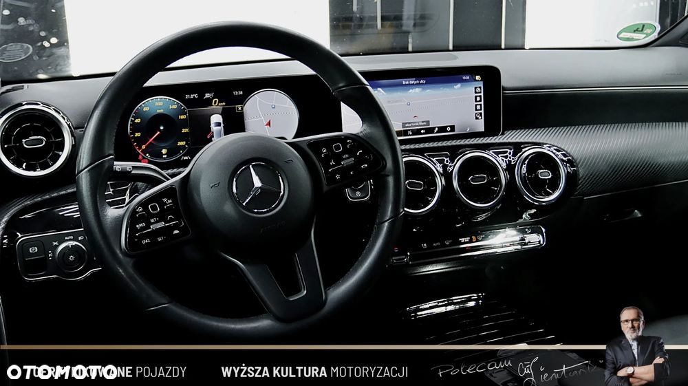 Mercedes-Benz Klasa A 180 7G-DCT - 15