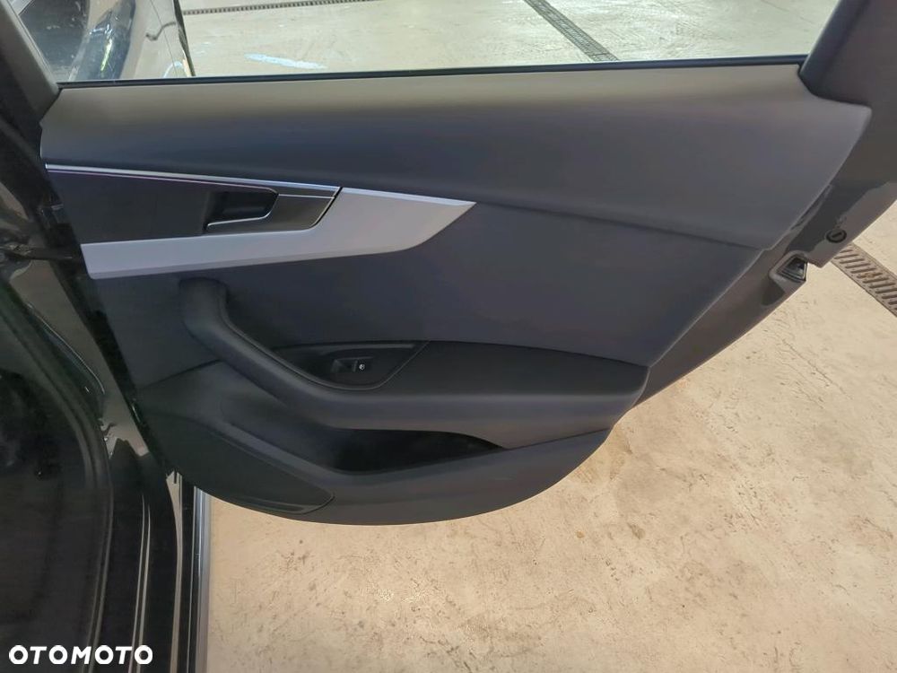 Audi A4 Limousine 35 TFSI mHEV Advanced S tronic - 18