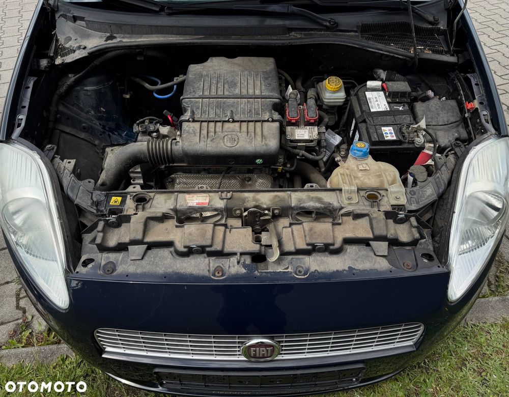 Fiat Punto 1.2 16V Active - 21