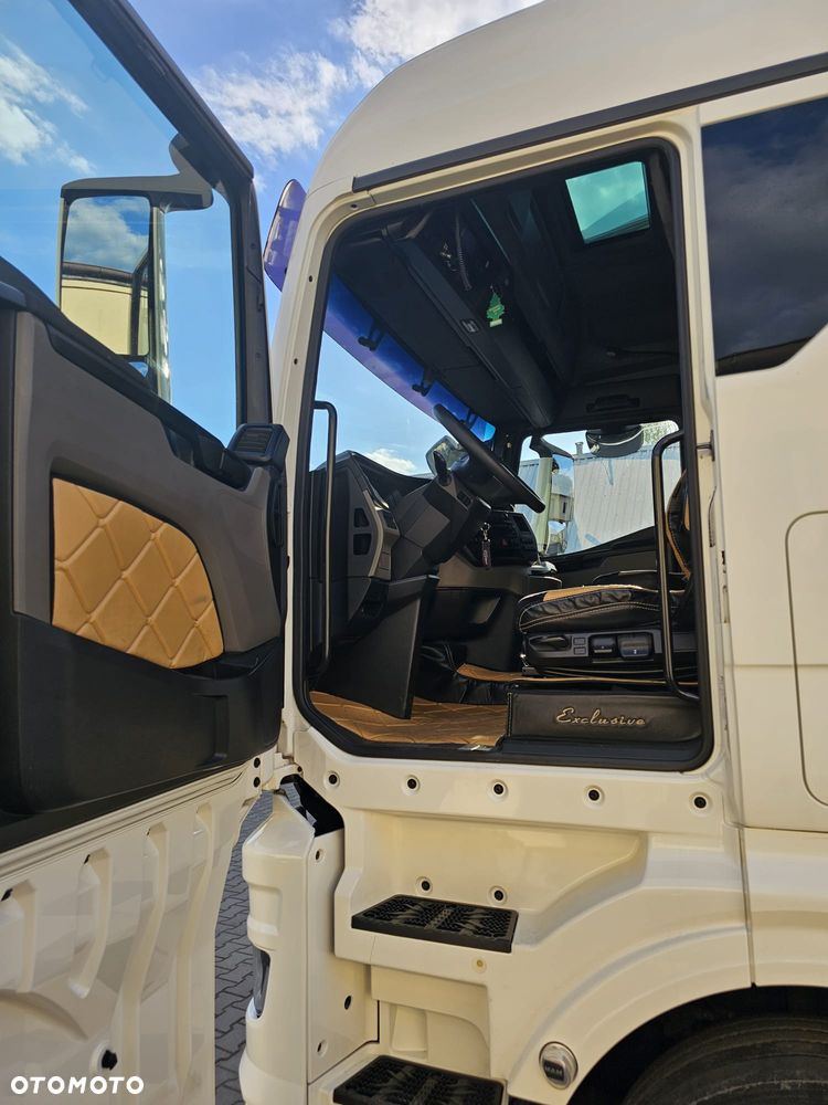 MAN TGX - 12