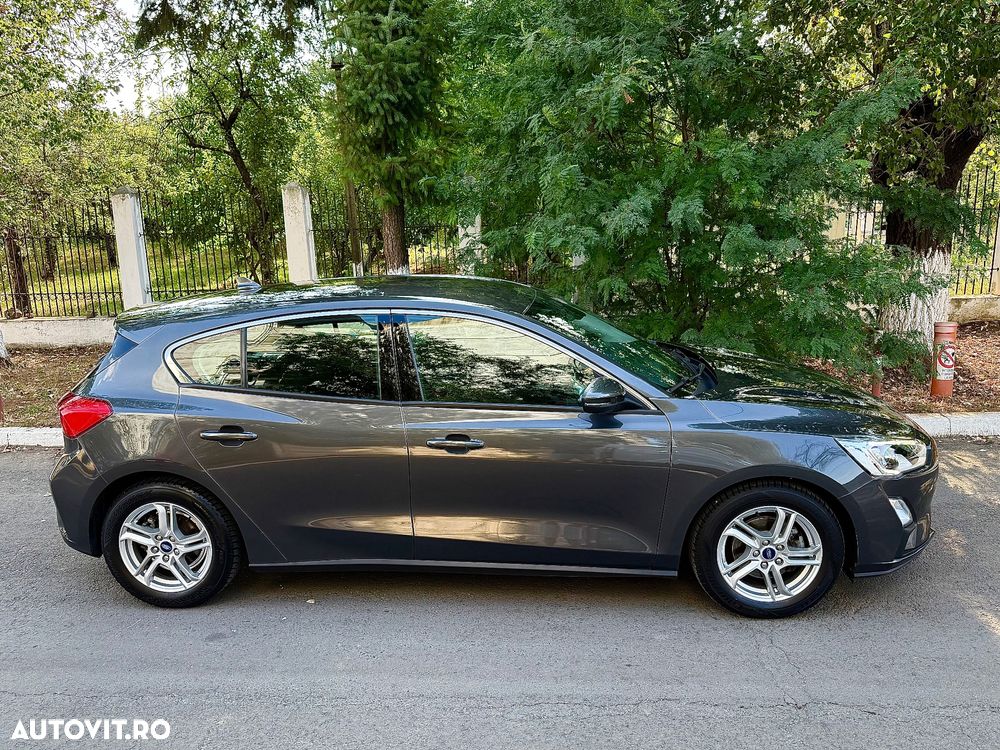 Ford Focus 1.0 EcoBoost Trend Edition - 3