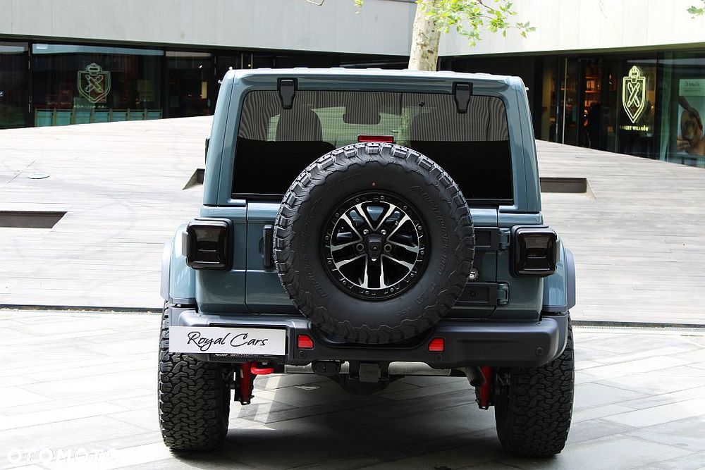 Jeep Wrangler - 8