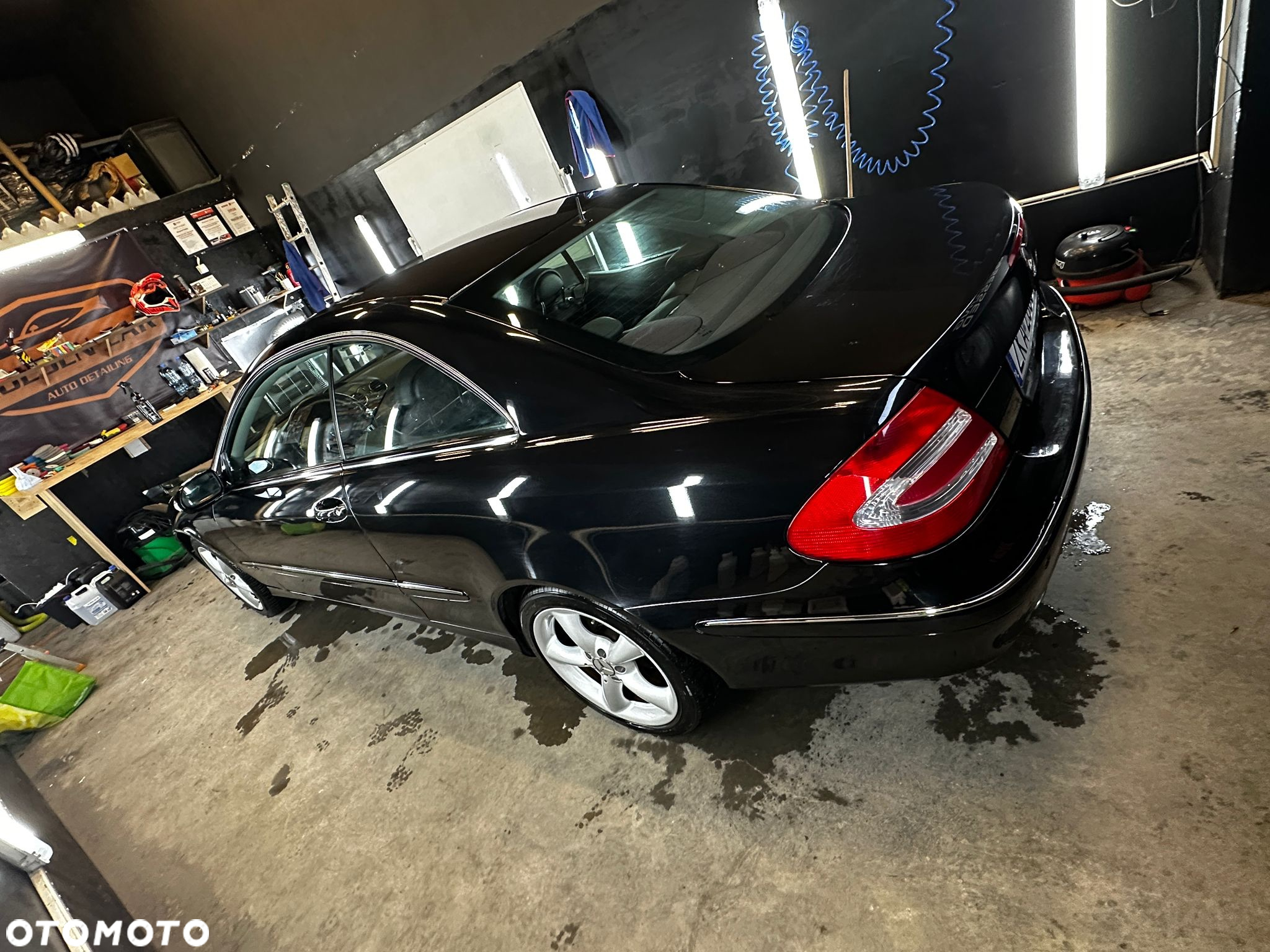 Mercedes-Benz CLK - 8