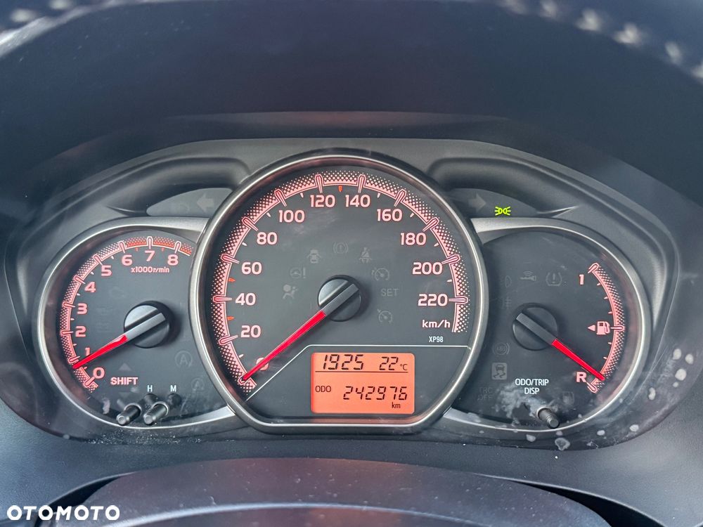 Toyota Yaris 1.33 Dynamic EU6 - 21
