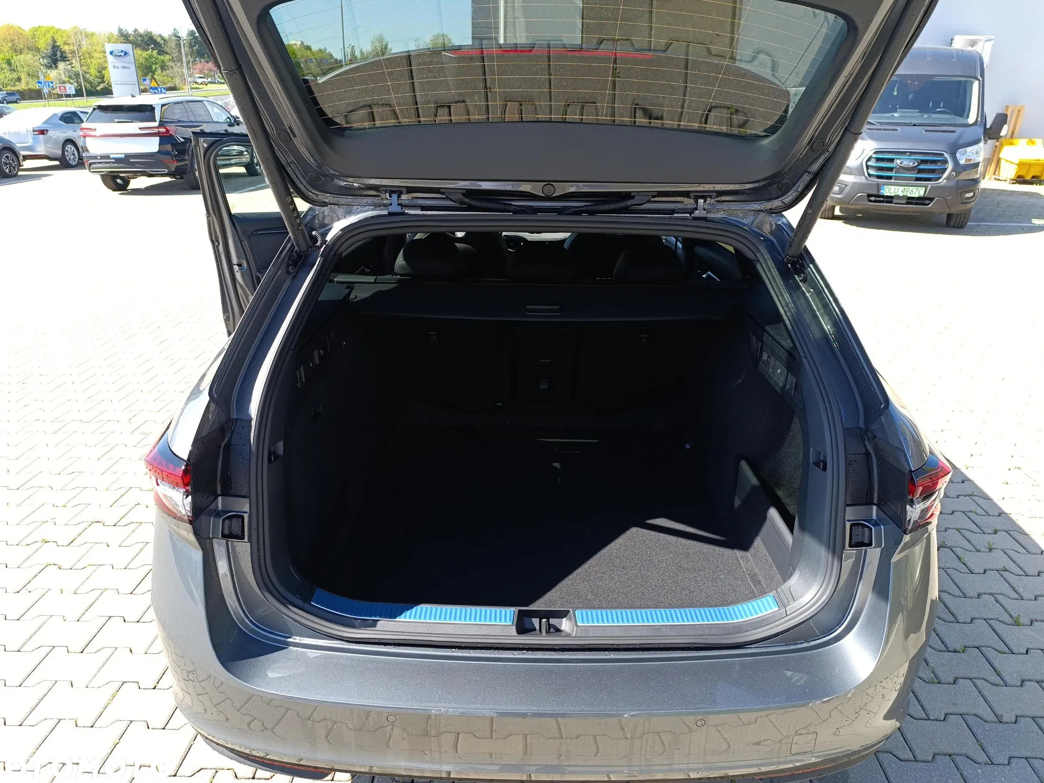 Skoda Superb 2.0 TSI Sportline DSG - 11