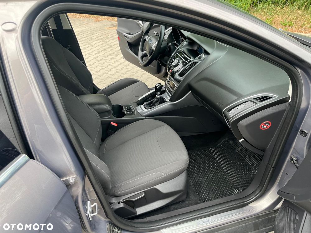 Ford Focus 1.6 TDCi DPF Titanium - 17