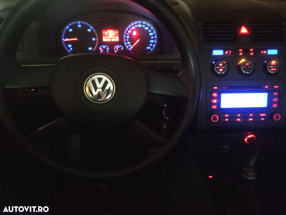 Volkswagen Touran 1.9 TDI - 9