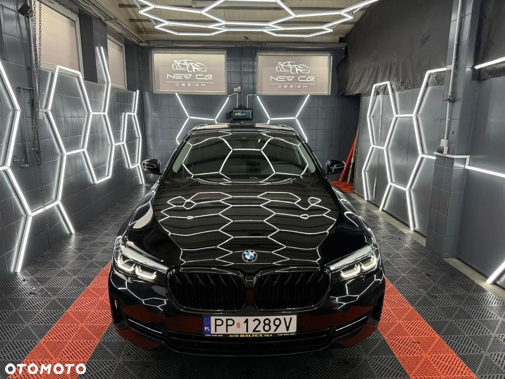 BMW Seria 5 520d M Sport Edition - 12