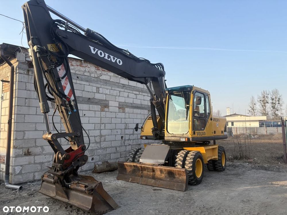 Volvo EW180B - 3