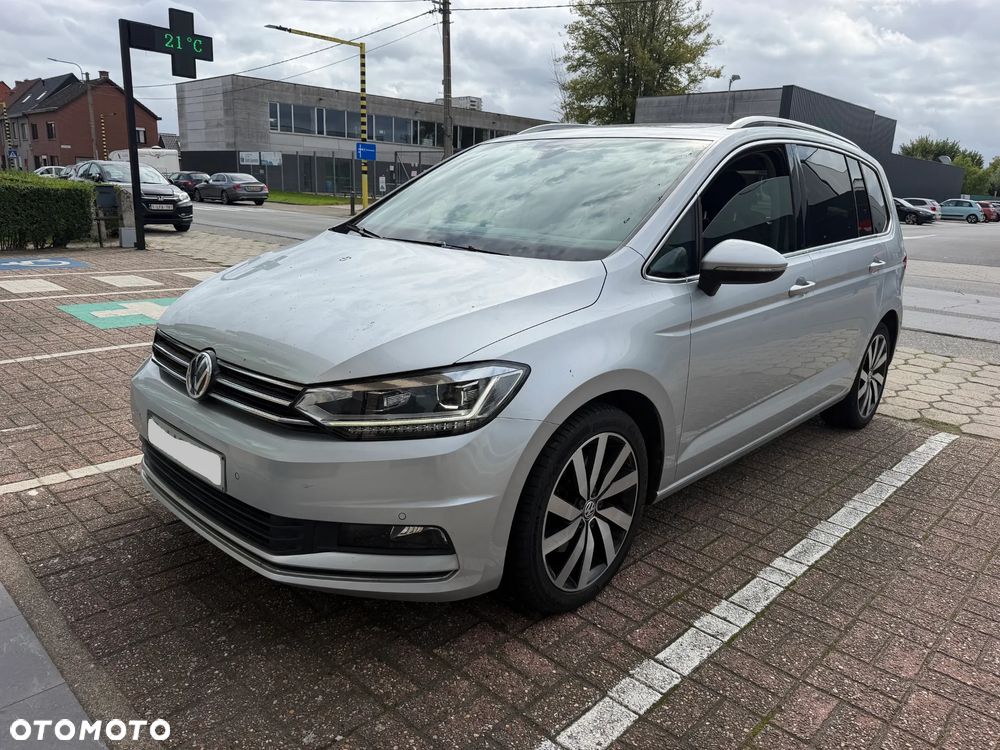 Volkswagen Touran - 4