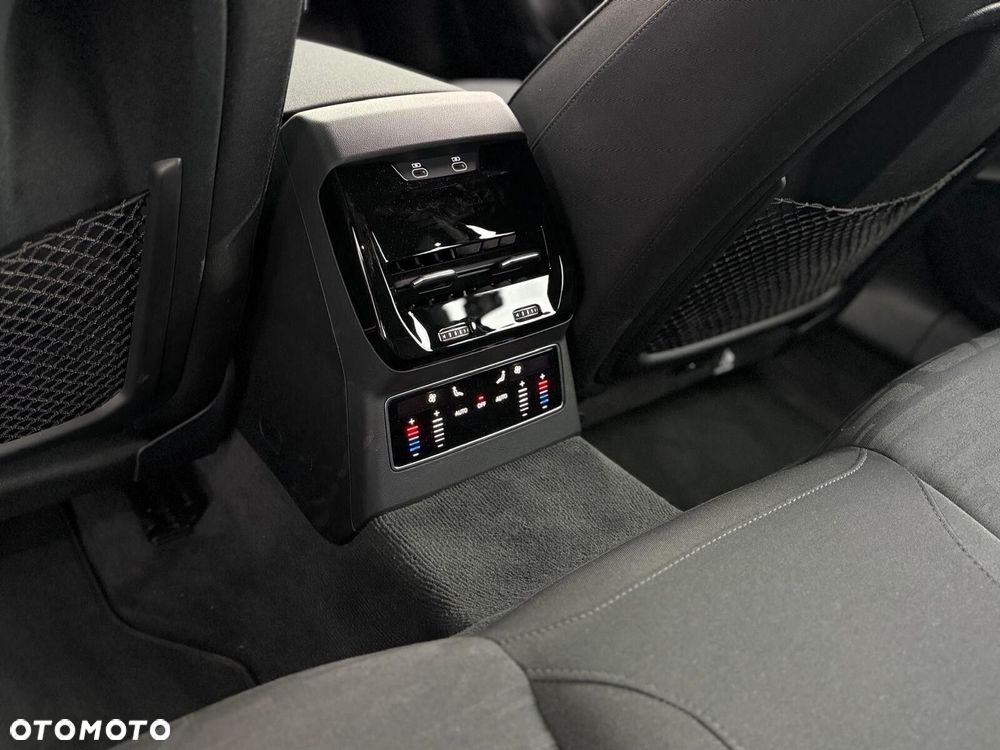 Audi A6 Avant - 22