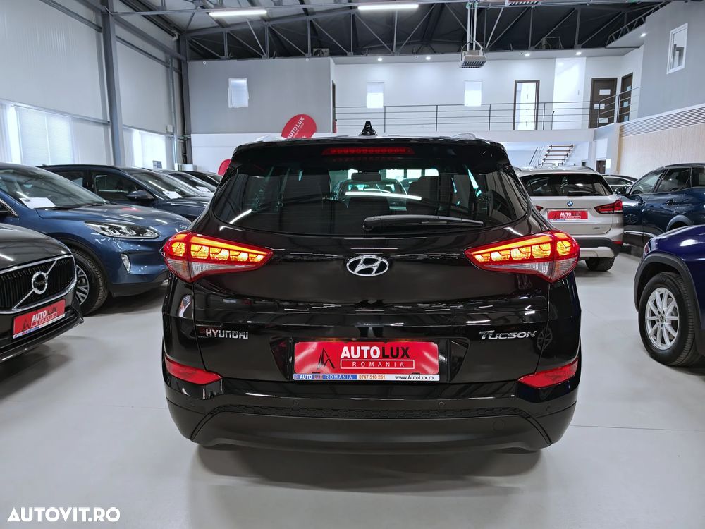 Hyundai Tucson blue 1.7 CRDi 2WD DCT Advantage - 28