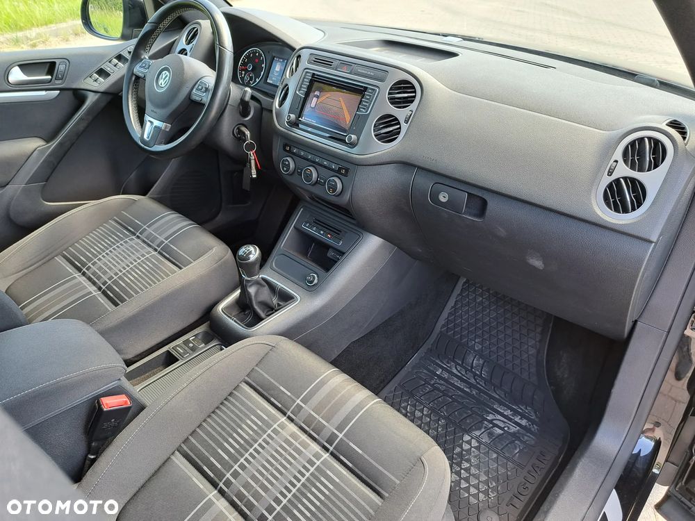 Volkswagen Tiguan - 17