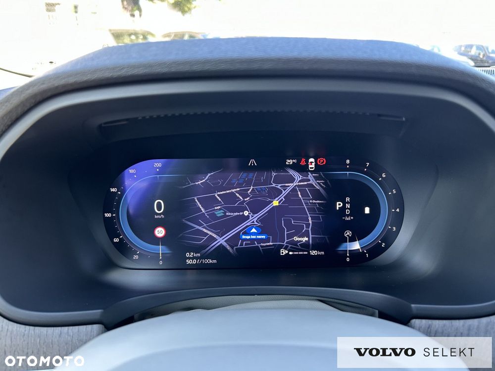 Volvo V90 Cross Country - 13