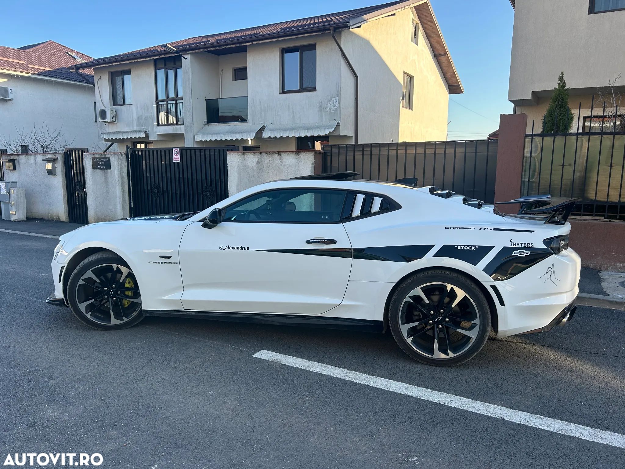 Chevrolet Camaro - 1