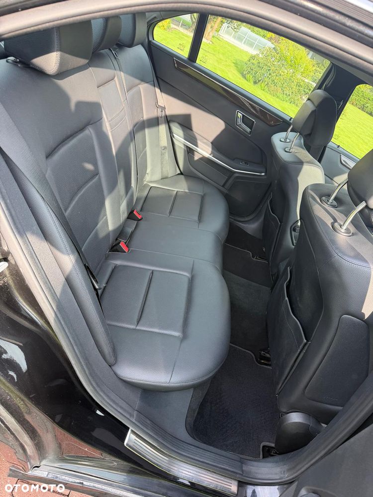 Mercedes-Benz Klasa E 250 CDI 4Matic 7G-TRONIC - 7