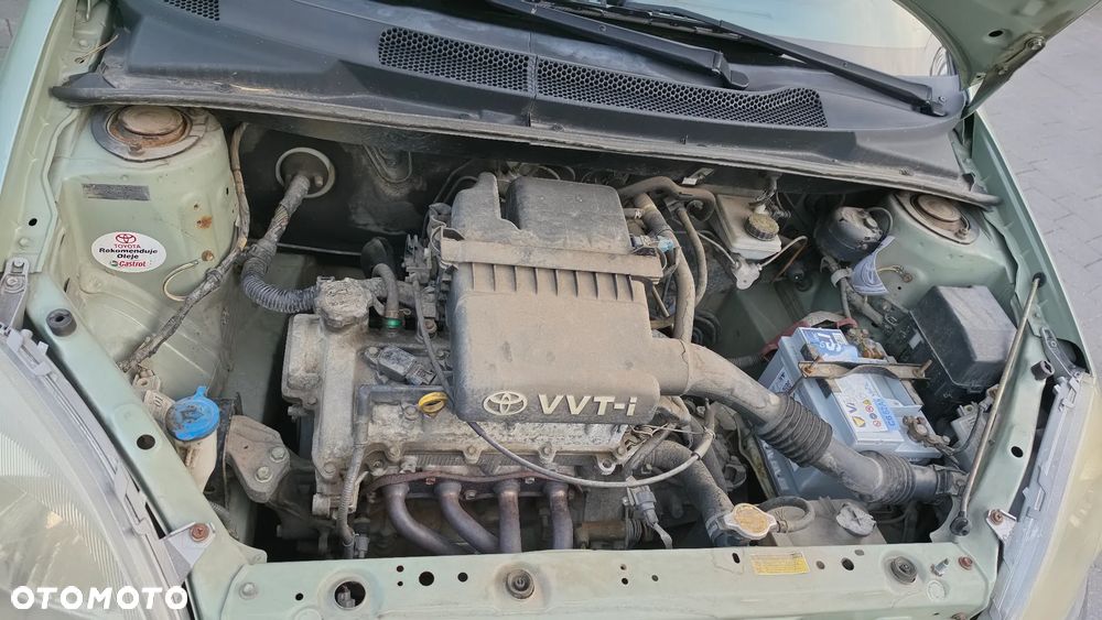 Toyota Yaris 1.0 Terra - 9