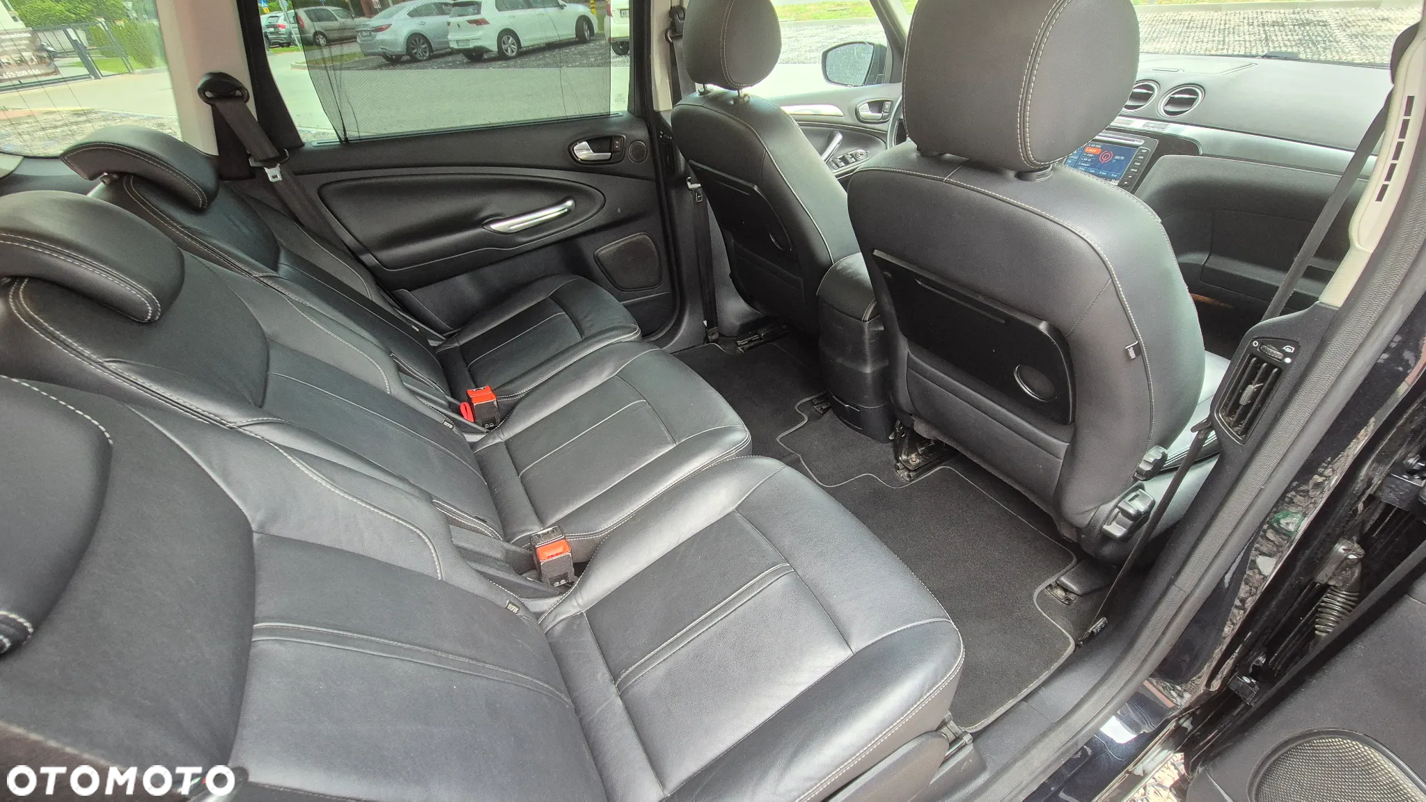 Ford S-Max 2.0 TDCi DPF Titanium - 29