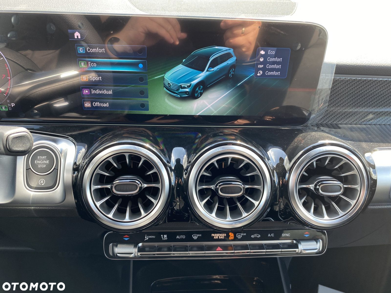 Mercedes-Benz GLB - 18