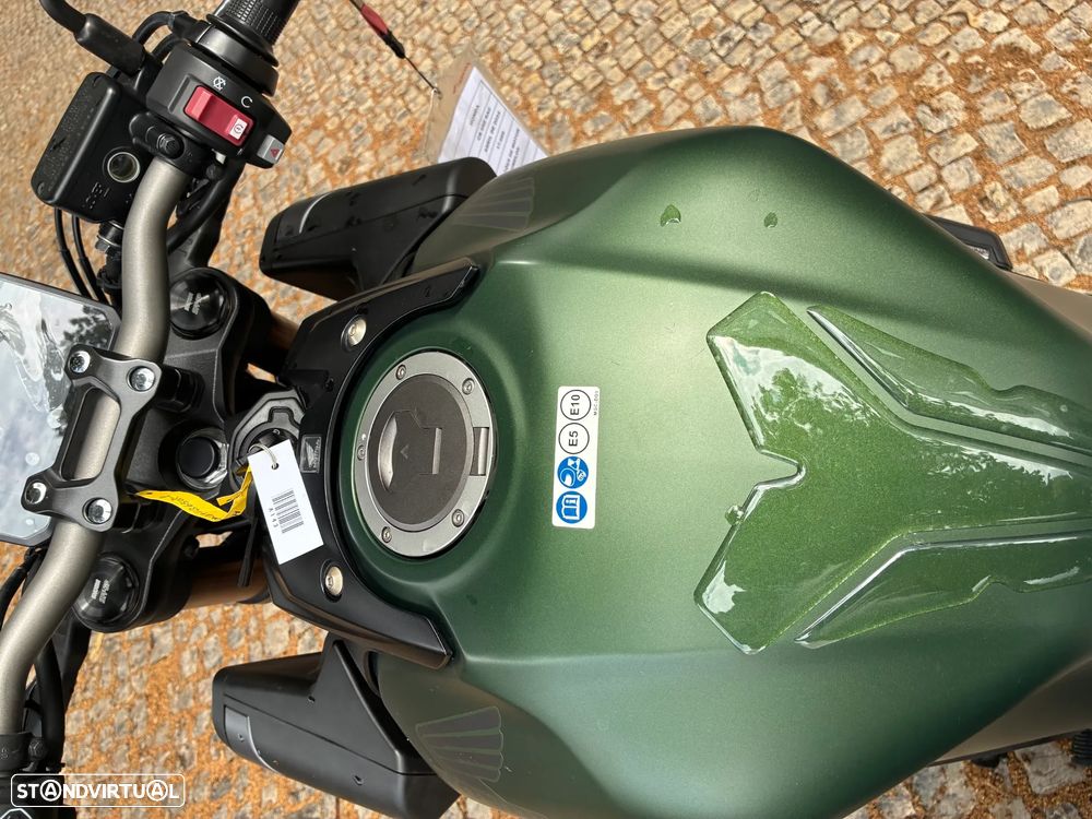 Honda CB 650 RAC E-CLUTCH - 11