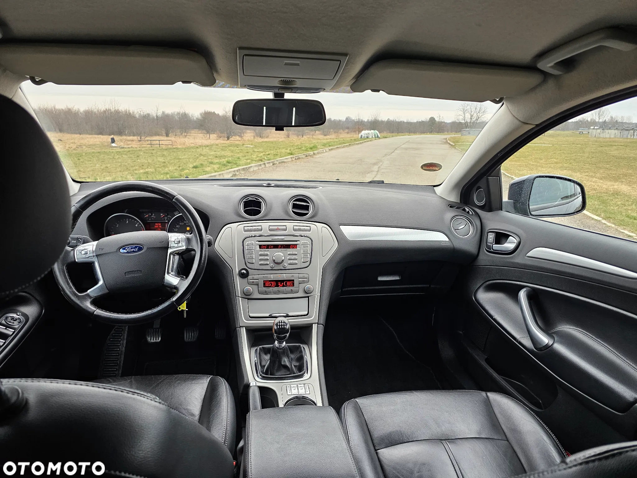 Ford Mondeo 2.2 TDCi Ghia - 29
