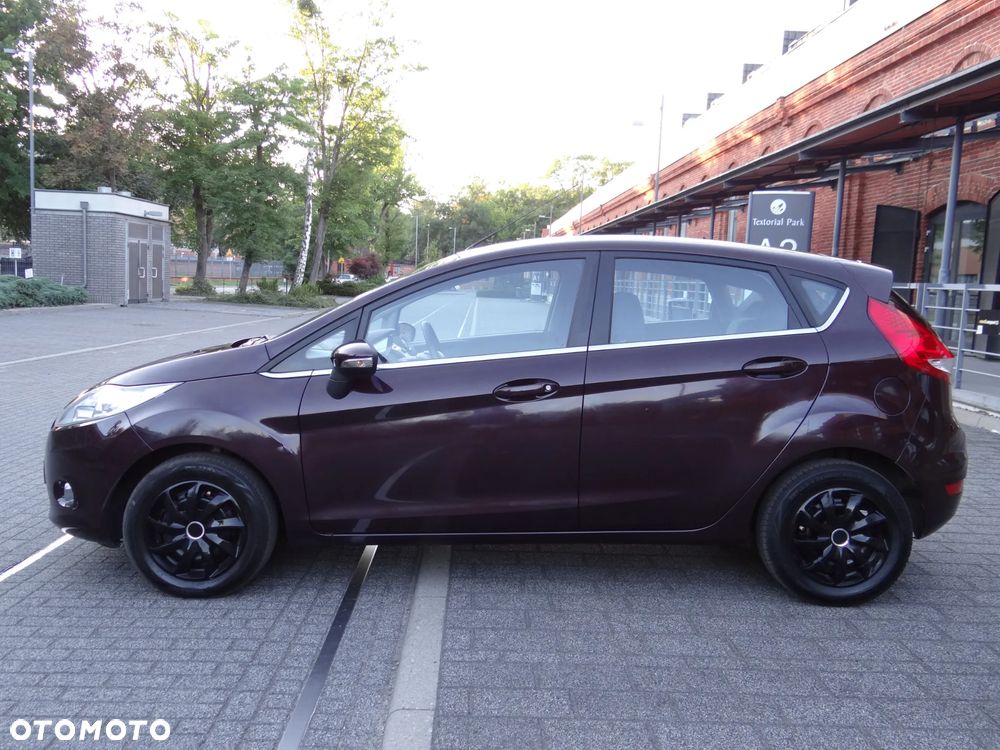 Ford Fiesta 1.25 Ambiente - 11