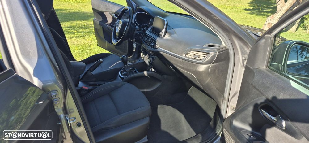 Fiat Tipo Station Wagon 1.3 M-Jet Lounge J17 - 6