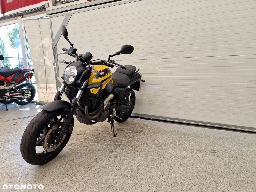 Yamaha MT - 20
