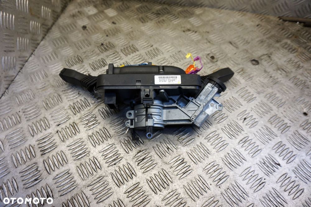 PRZEŁĄCZNIK ZESPOLONY TAŚMA AIRBAG ASTRA III H 13236786 220520006 KS 281658 OPEL 2004-2006 - 2