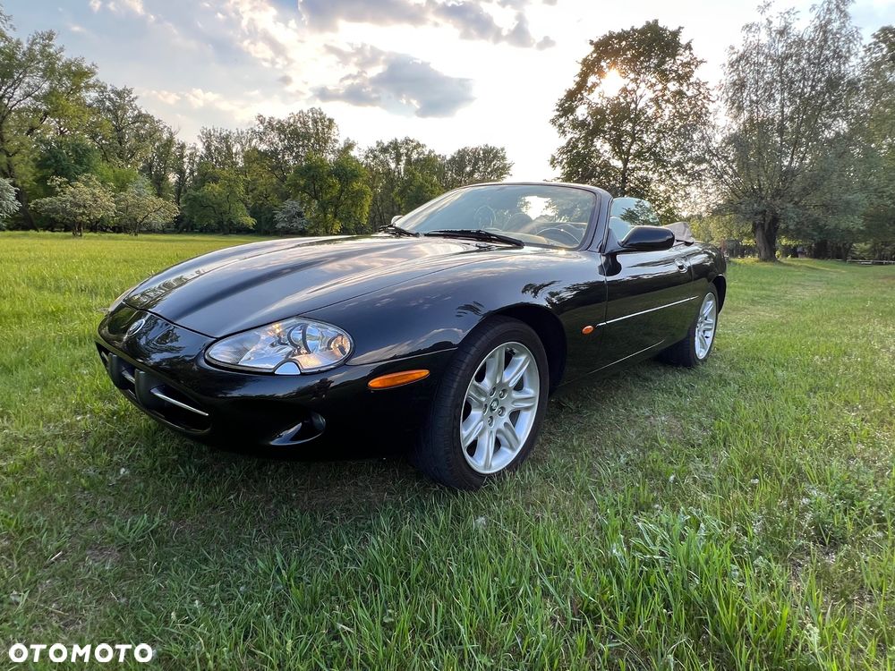 Jaguar XK - 1
