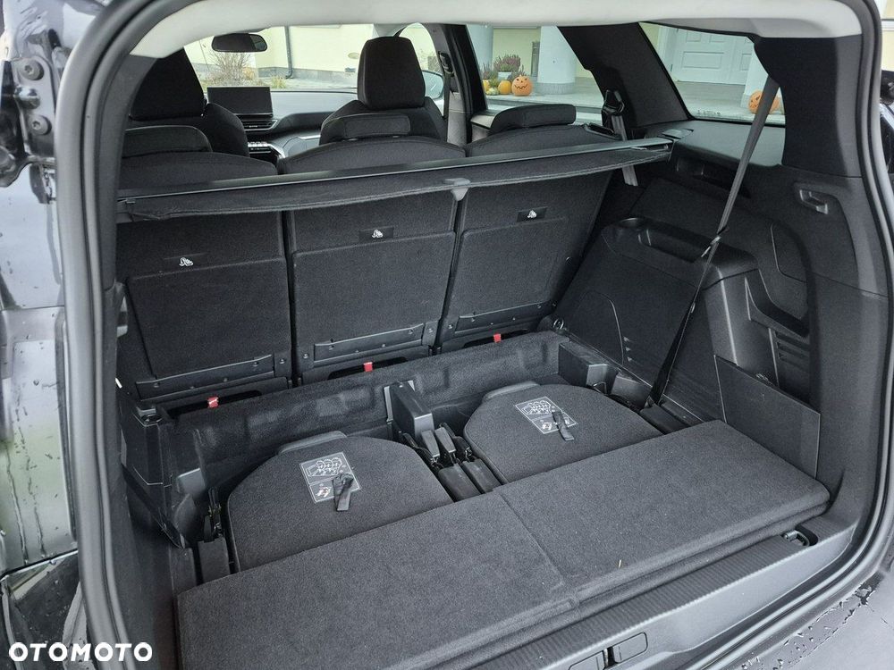 Peugeot 5008 - 10