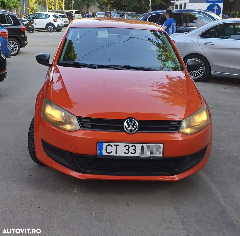 VOLKSWAGEN Polo