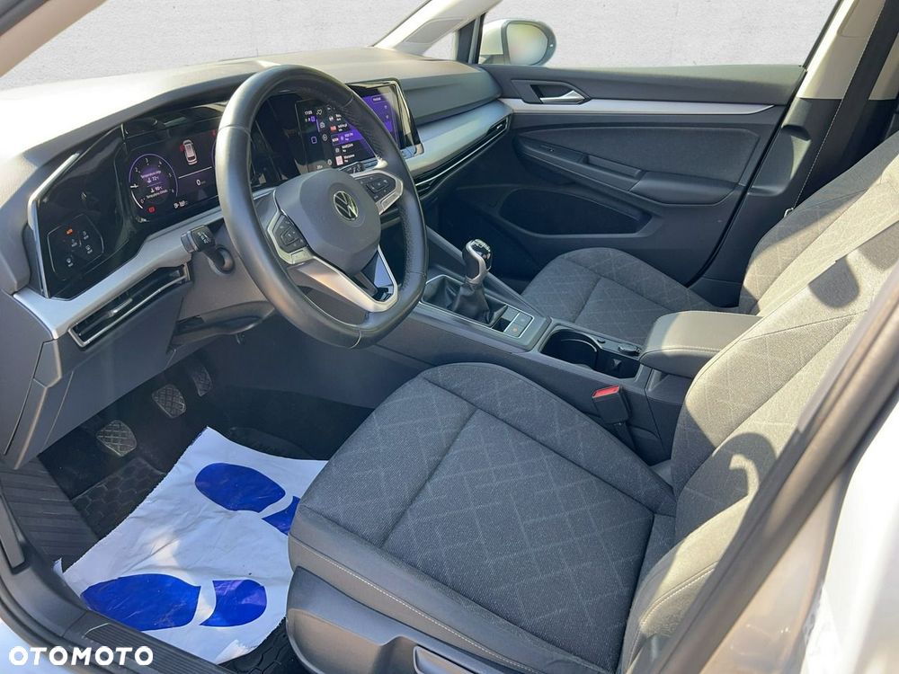 Volkswagen Golf - 12