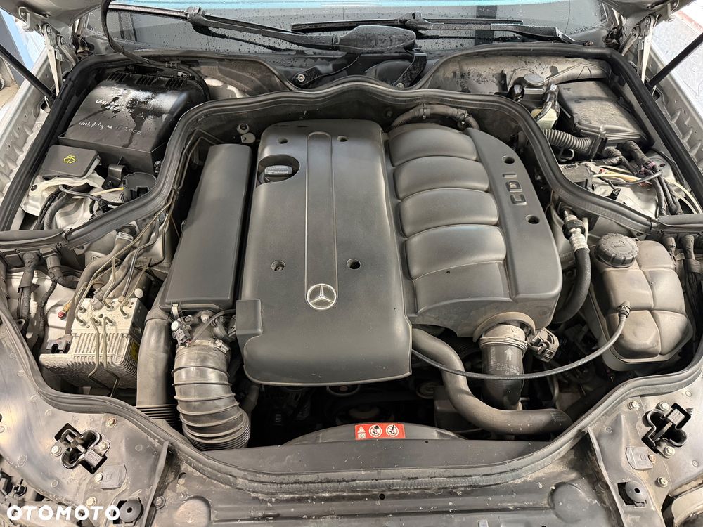 Mercedes-Benz Klasa E - 13