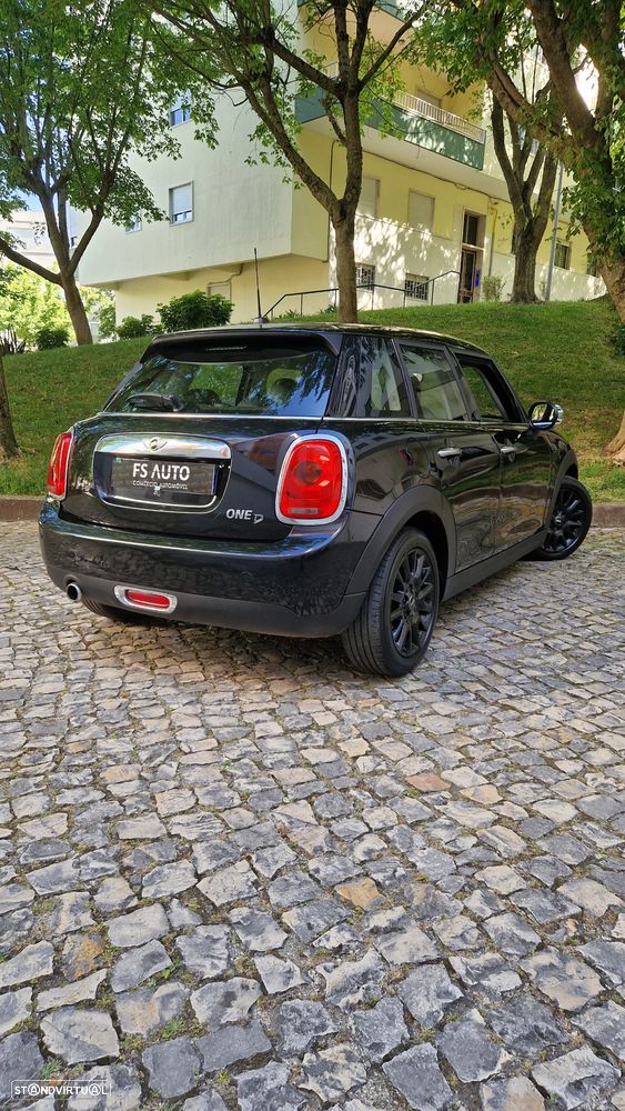 MINI 5 Portas One D - 9