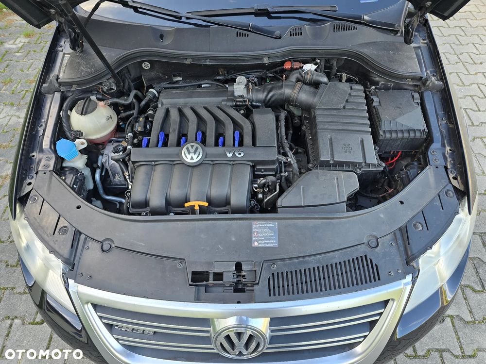 Volkswagen Passat Variant V6 FSI 4Motion DSG R36 - 28