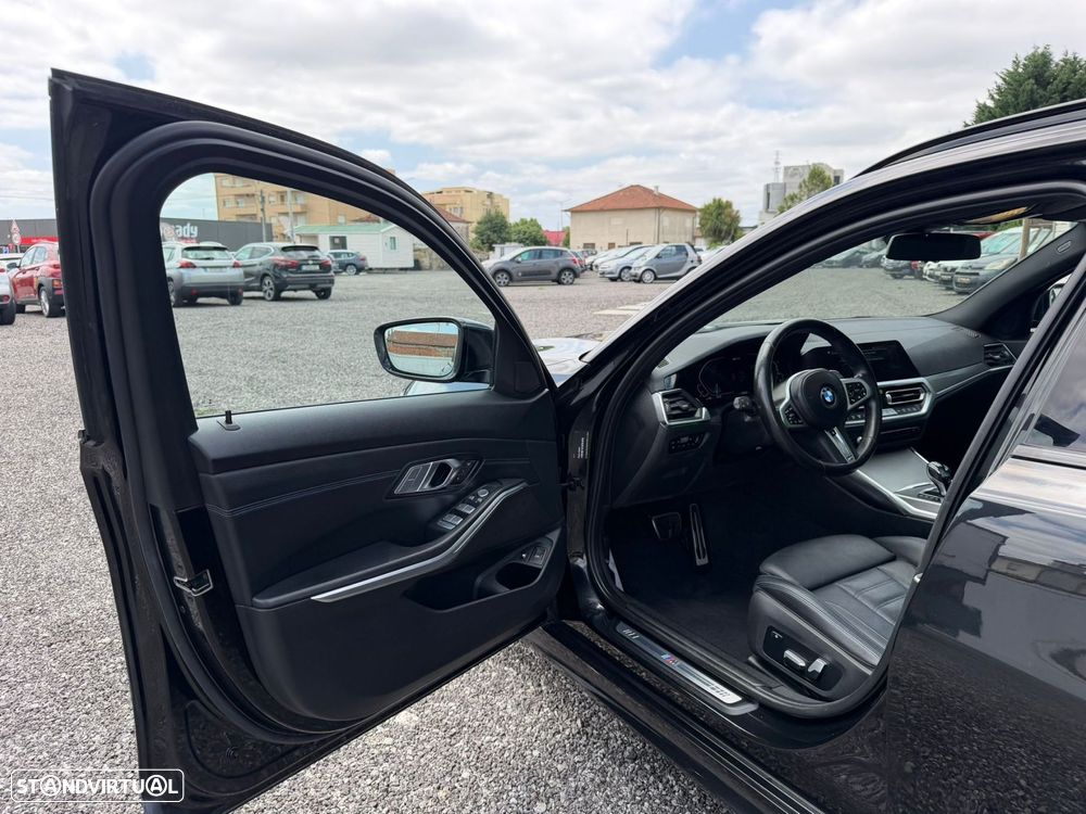 BMW 330 - 29