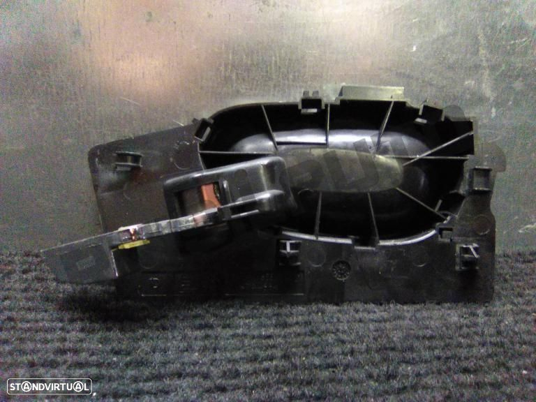 Puxador Interior Frente Direito  Peugeot 307 [2000_2008] 1.6 16 - 2