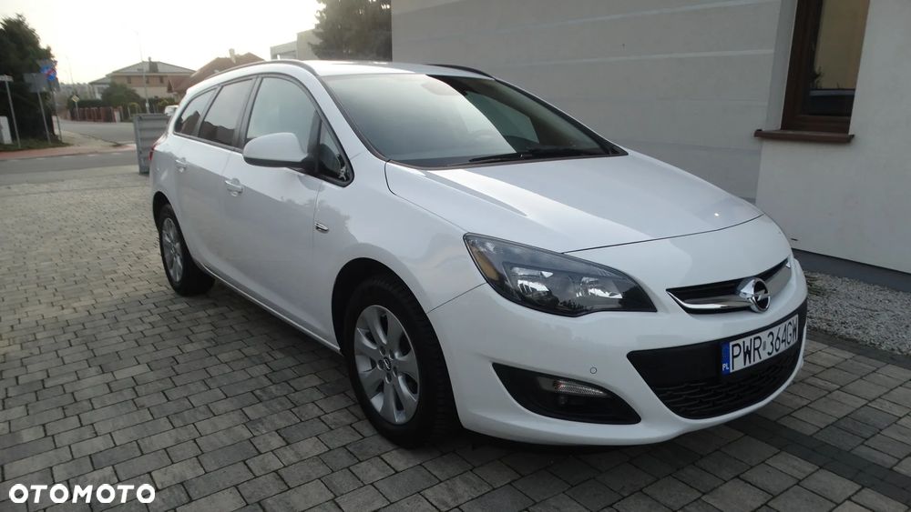 Opel Astra 1.4 Turbo Design Edition - 3