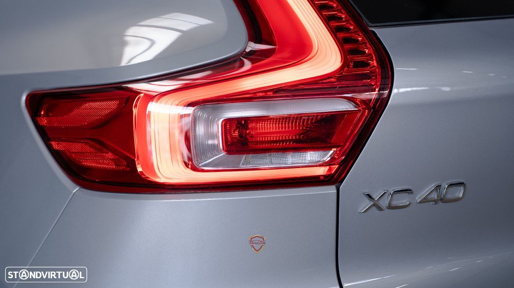 Volvo XC 40 1.5 T2 Essential - 12