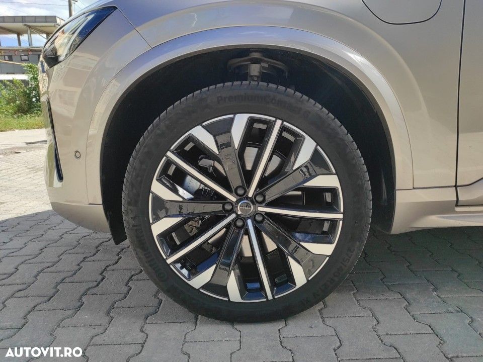Volvo XC 90 - 19