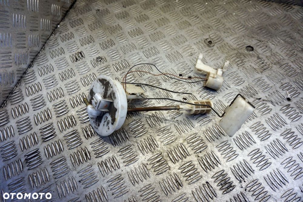 PŁYWAK 25060-8H800 X-TRAIL T30 I NISSAN 2001-2007 - 2