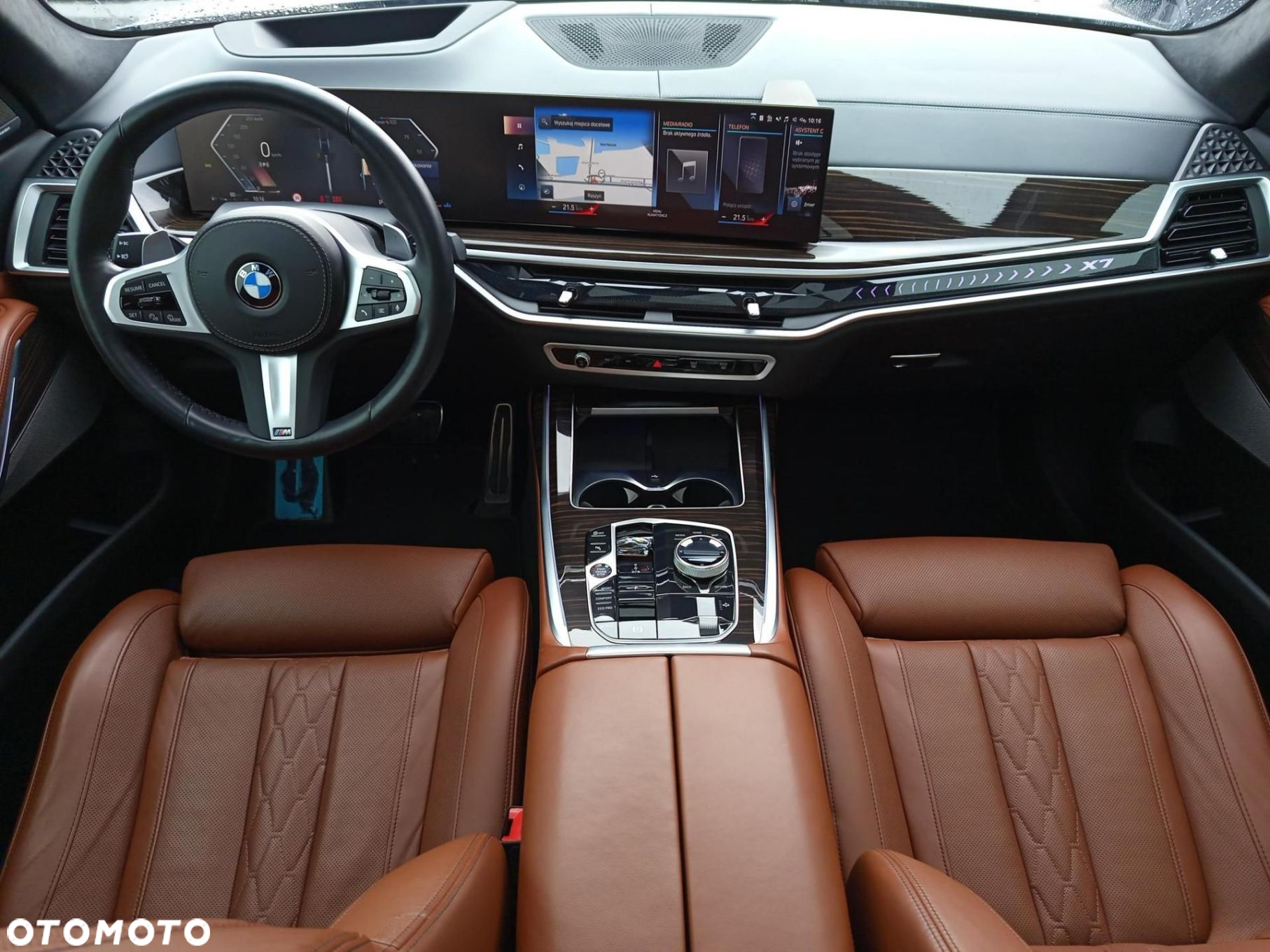 BMW X7 - 12