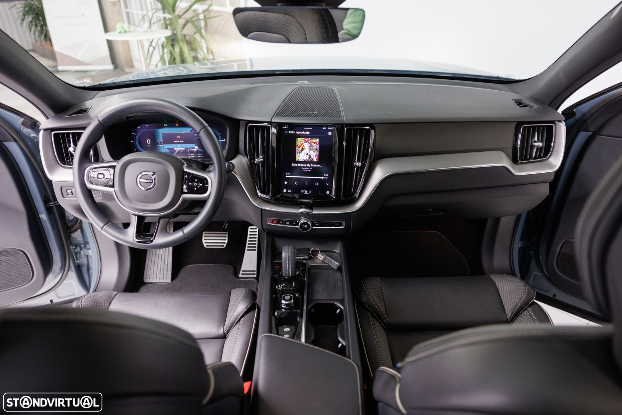 Volvo XC 60 2.0 T6 PHEV R-Design AWD - 7