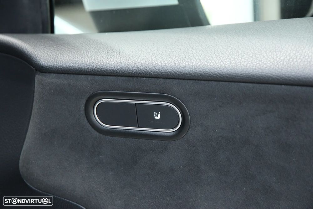 Mercedes-Benz A 250 e AMG Line - 11