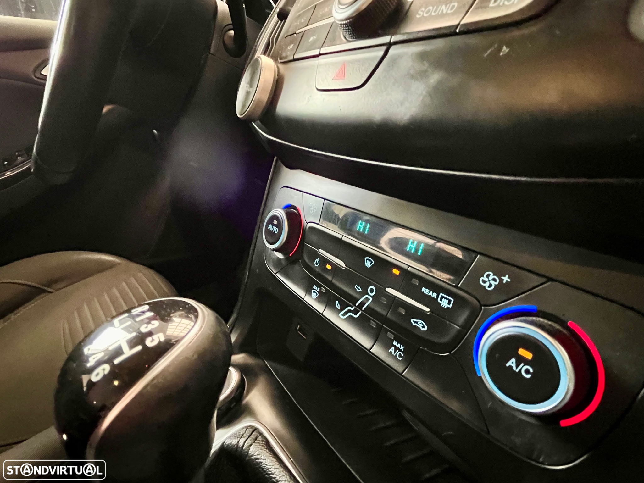 Ford Focus SW 1.0 EcoBoost Titanium - 16