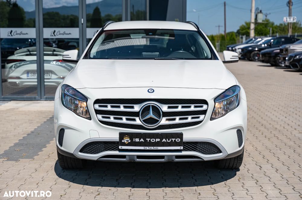 Mercedes-Benz GLA 200 d - 2