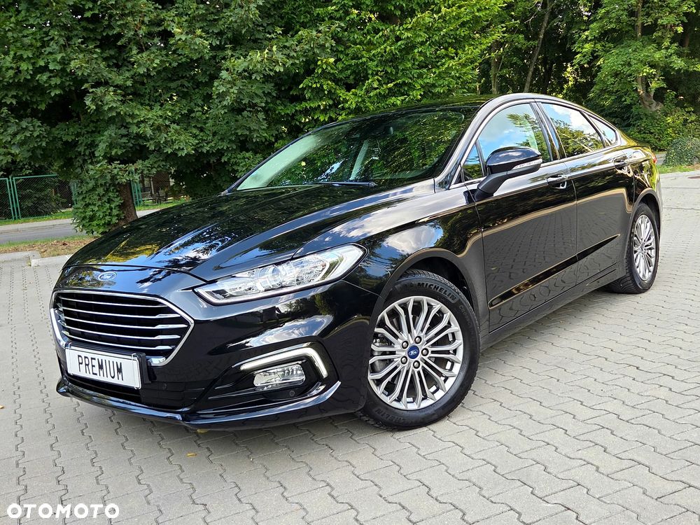 Ford Mondeo 2.0 Hybrid Titanium - 17