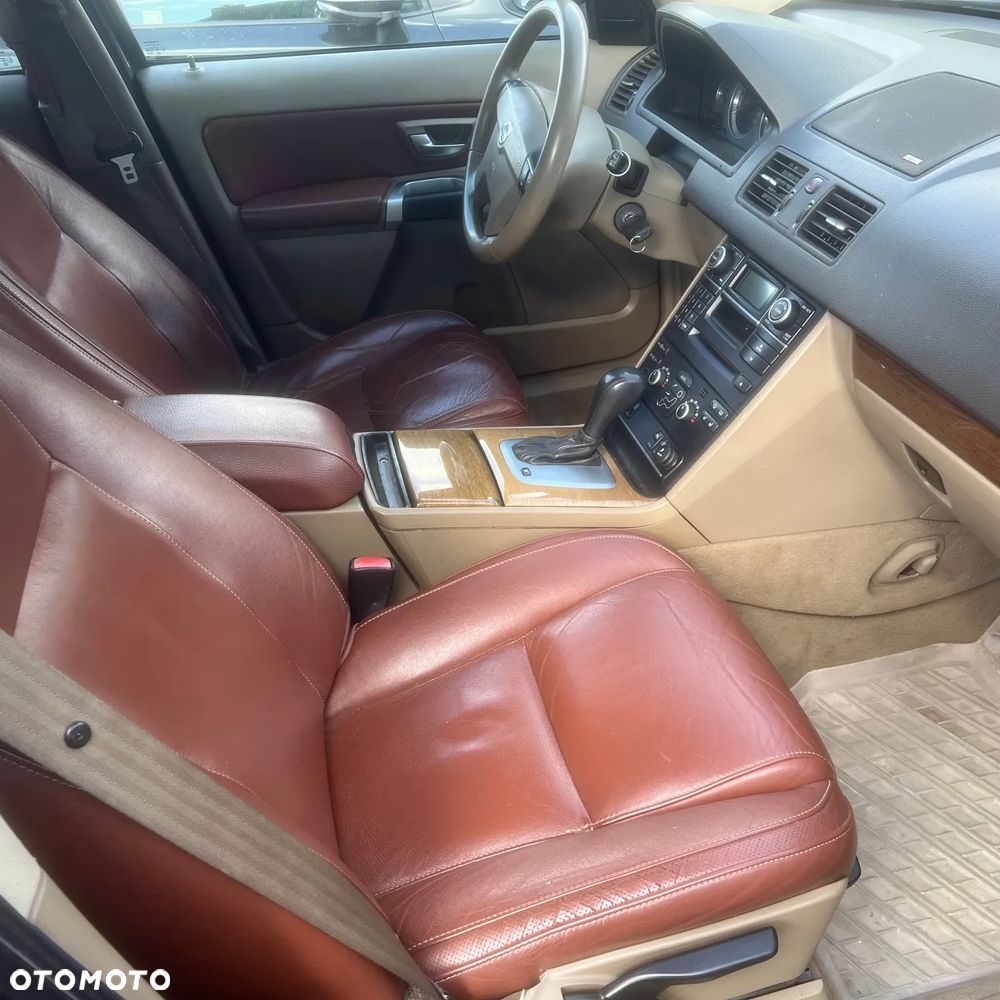 Volvo XC 90 D5 AWD Executive - 27