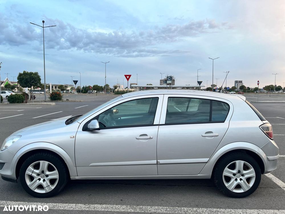 Opel Astra - 4